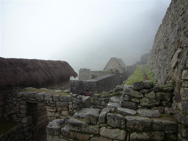 Travel - Peru - Machu Picchu - Heading Up